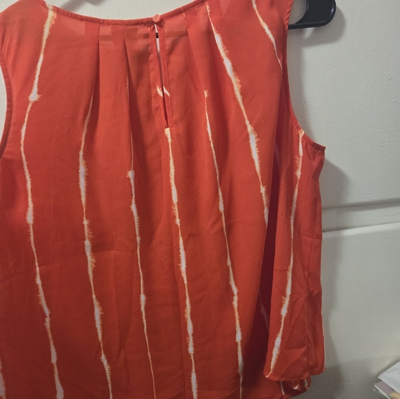 Worthington sleeveless top - Picture 2 of 5